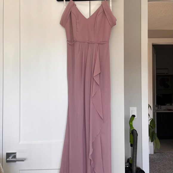 David’s Bridal Dress size 2 - Picture 2 of 4